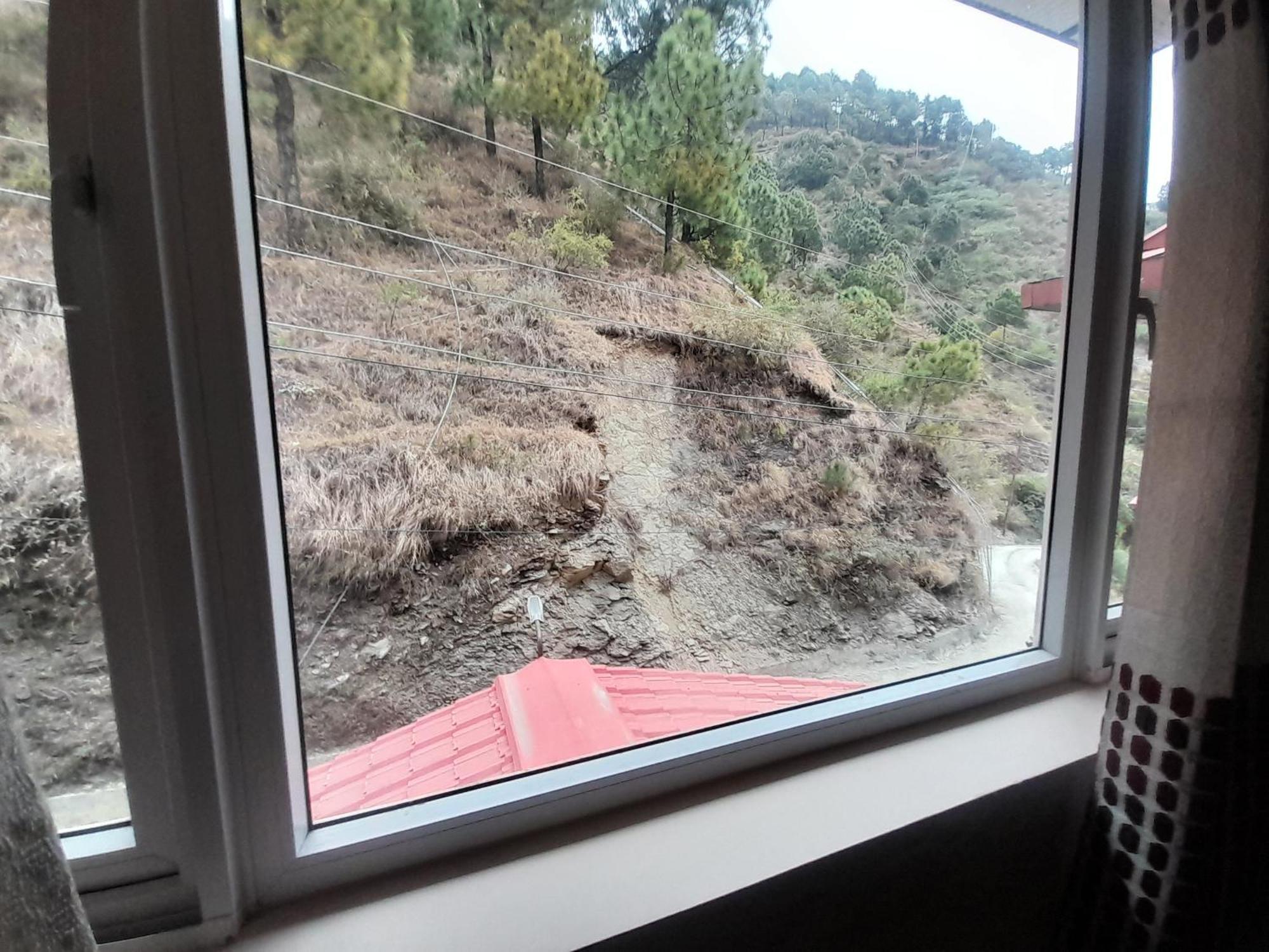 Mountain And Peace Apartment Shimla Ngoại thất bức ảnh
