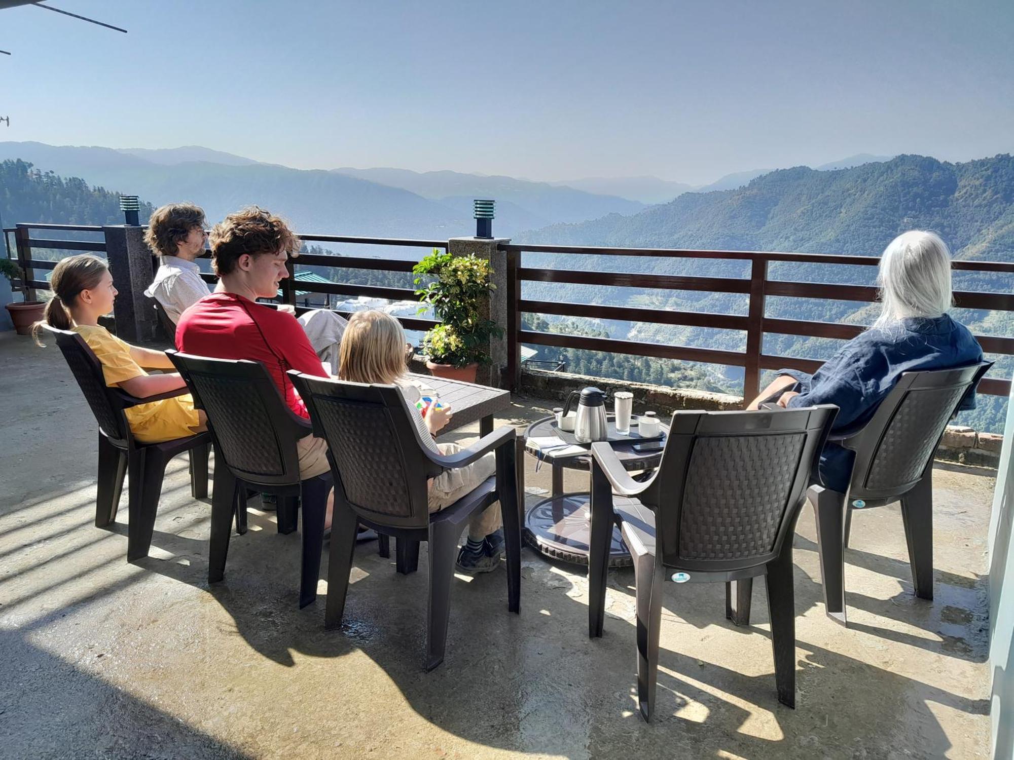Mountain And Peace Apartment Shimla Ngoại thất bức ảnh