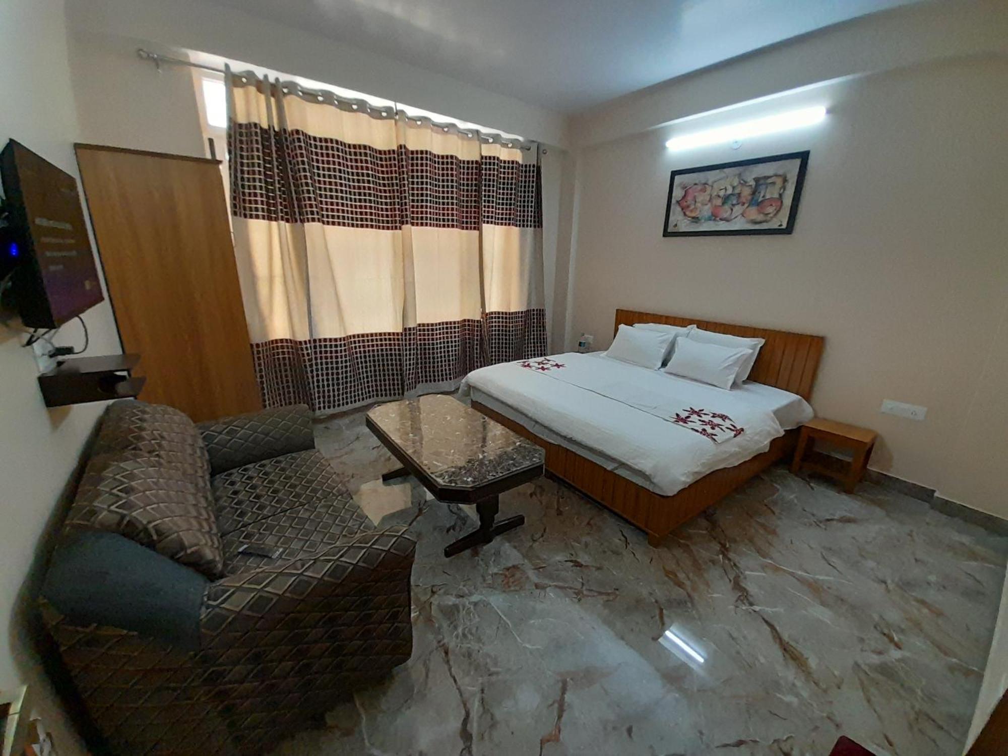 Mountain And Peace Apartment Shimla Ngoại thất bức ảnh