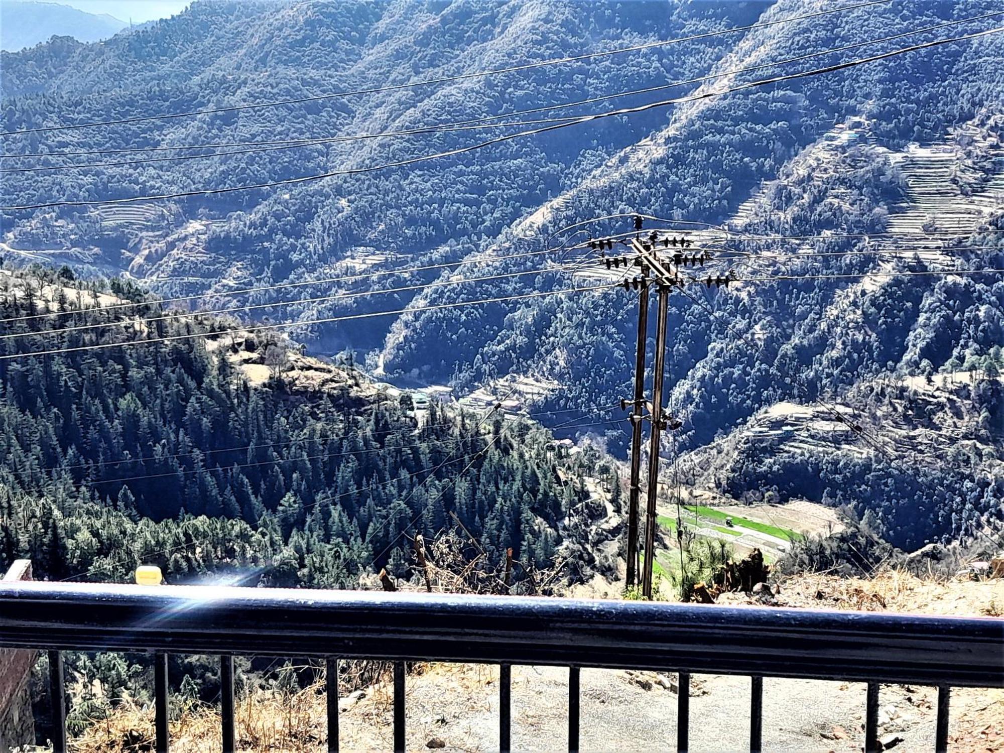Mountain And Peace Apartment Shimla Ngoại thất bức ảnh