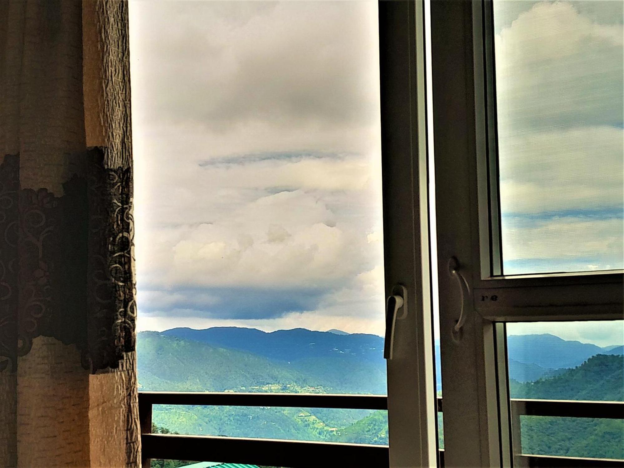 Mountain And Peace Apartment Shimla Ngoại thất bức ảnh