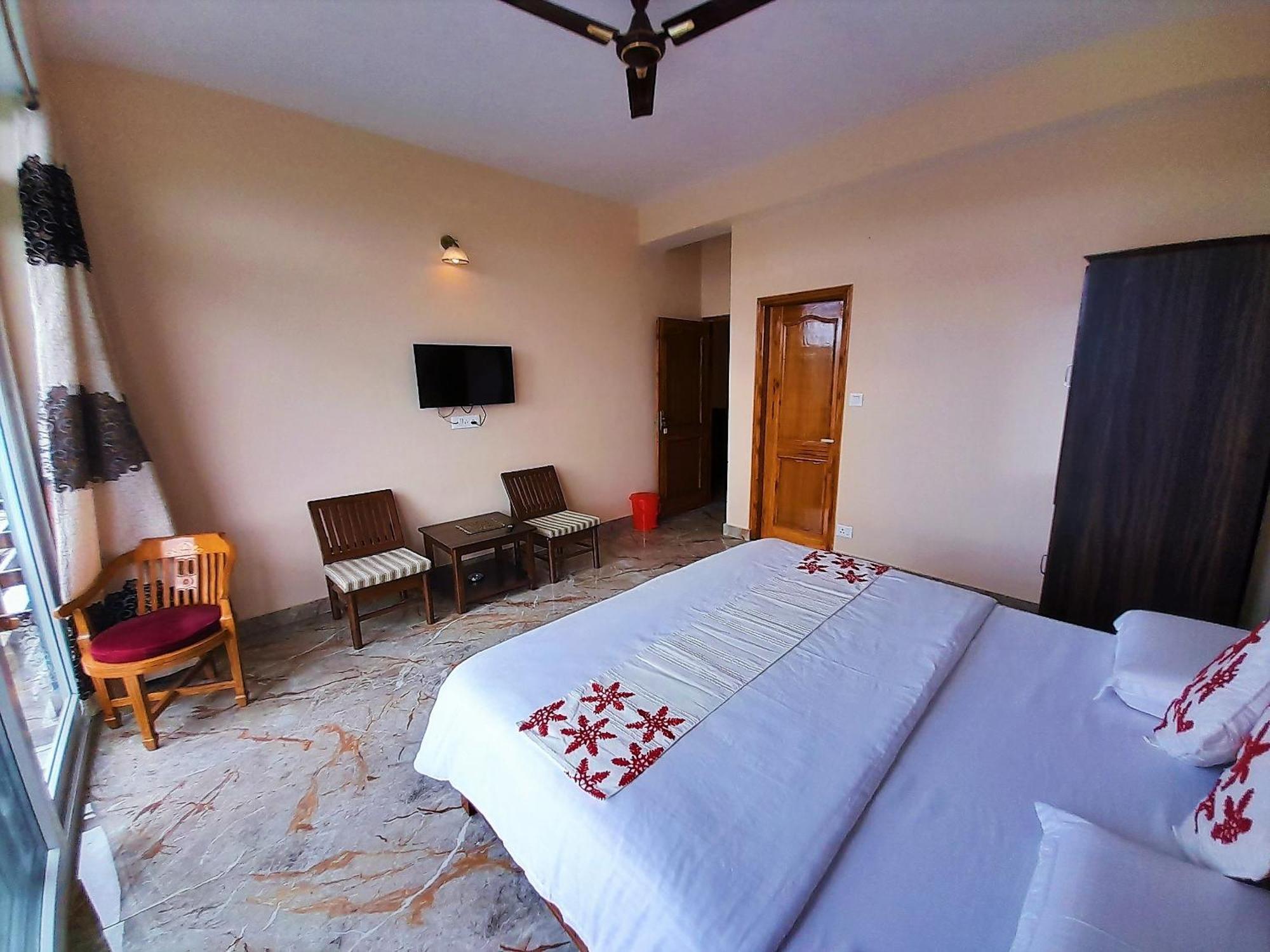 Mountain And Peace Apartment Shimla Ngoại thất bức ảnh
